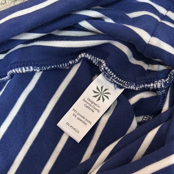 Athleta Blue and White Striped Maxi Skirt w side slits, Women’s S - Picture 3 of 6